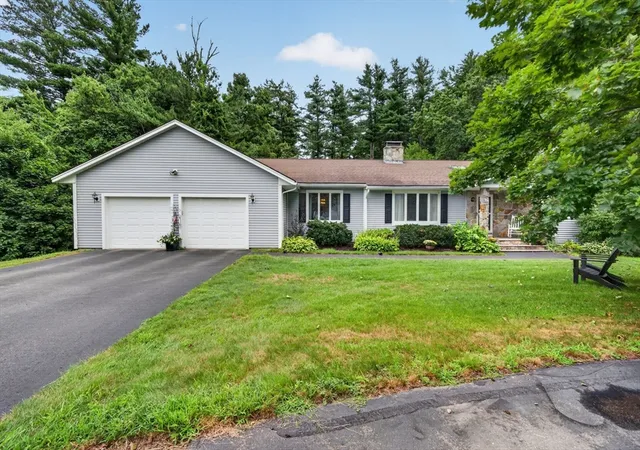 Photo 3 of Sale Pending at 38 Sable Run Ln, Methuen, MA 01844 | MLS# 73566113 | Listing updated on 2026-09-07