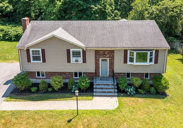Homes for sale in Natick, MA | 4 Colburn Street, Natick, MA 01760 | MLS# 73546876