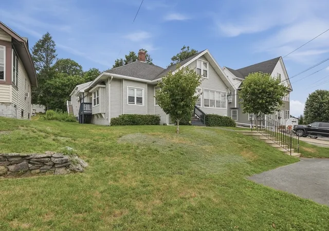 1st image of 923 West Boylston Street, Worcester, MA 01606 | MLS# 73554109