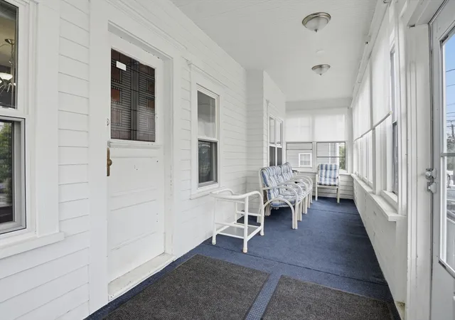 3rd image of 923 W Boylston St, Worcester, MA 01606 | MLS# 73554109