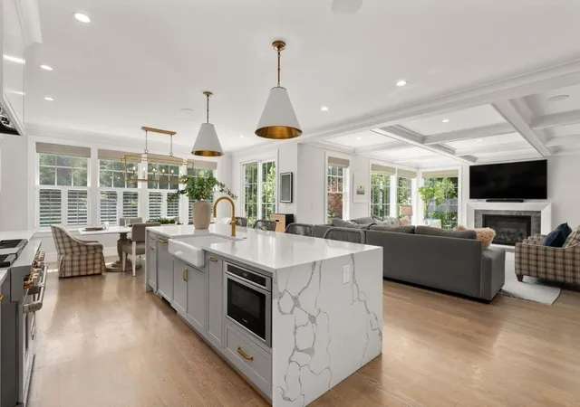 5th image of 45 Longmeadow Rd, Wellesley, MA 02482 | MLS# 73536264