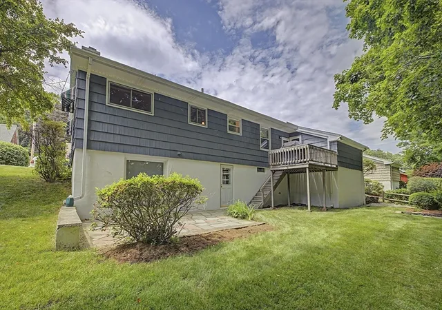 Homes for sale in Holyoke, MA | 54 Portland St, Holyoke, MA 01040 | MLS# 73534921