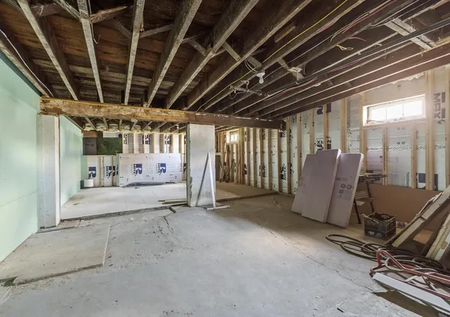 Listing Photo 2 - Condo for sale in building located at 74 Snow St, Fitchburg, MA 01420