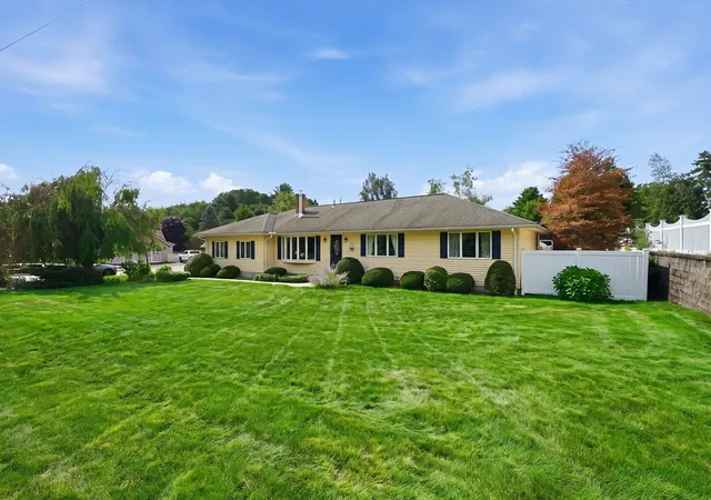 Photo 2 of Sale Pending at 169 Sandtrap Way, Chicopee, MA 01020 | MLS# 73566471 | Listing updated on 2026-09-10