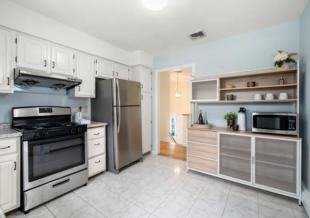 5th image of 66 Indian Meadow Dr, Northborough, MA 01532 | MLS# 73550647