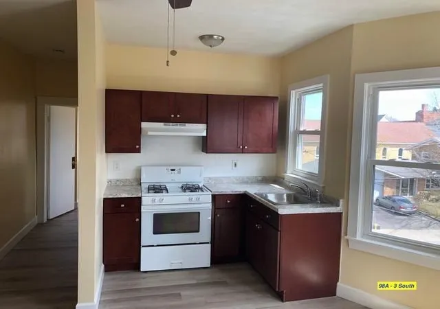 20th image of 98 County St, New Bedford, MA 02744 | MLS# 73419315