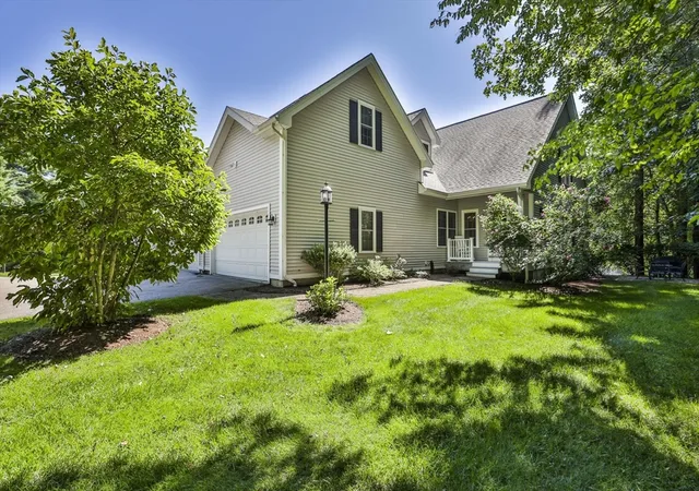1st image of 9 Partridge Ln #9, Atkinson, NH 03811 | MLS# 73561735
