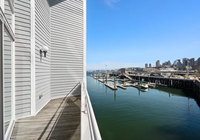Homes for sale in Boston, MA | 65 Constellation Wharf #65, Boston, MA 02129 | MLS# 73510203