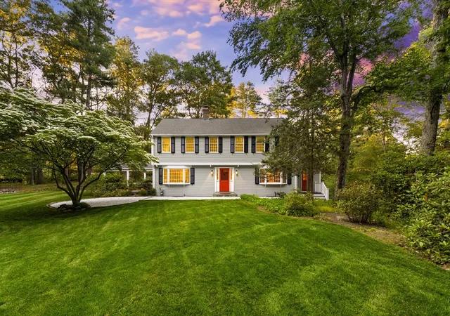 1st image of 18 Isaac Davis Rd, Concord, MA 01742 | MLS# 73531118