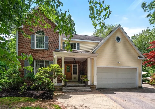 Homes for sale in Southborough, MA | 18 Wood Street, Southborough, MA 01772 | MLS# 73535012