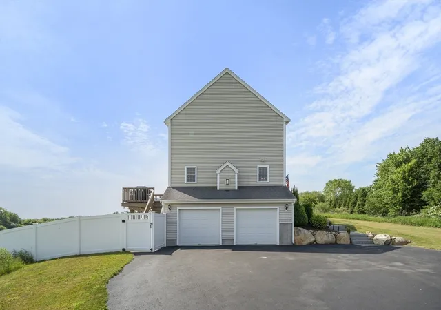 4th image of 73 Franklin St, Halifax, MA 02338 | MLS# 73536260
