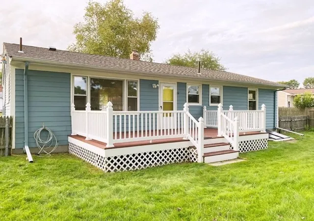 3rd image of 34 Poplar Rd, New Bedford, MA 02745 | MLS# 72887046