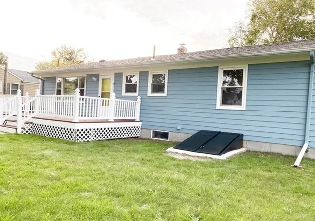 4th image of 34 Poplar Rd, New Bedford, MA 02745 | MLS# 72887046