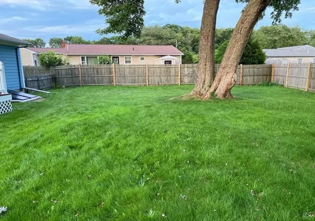 5th image of 34 Poplar Rd, New Bedford, MA 02745 | MLS# 72887046