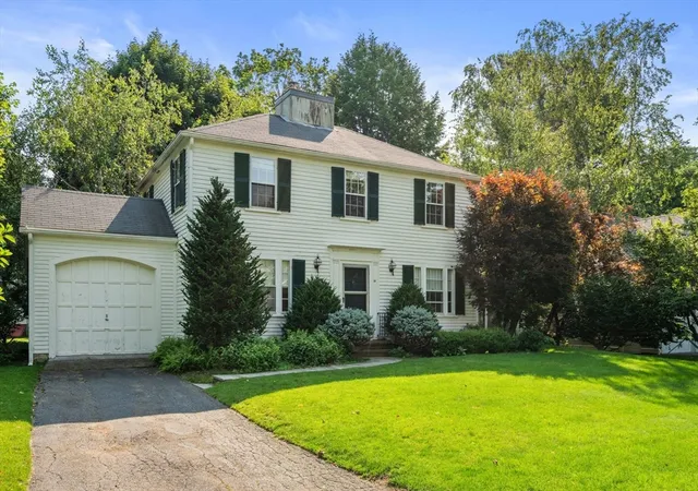 Homes for sale in Wellesley Hills, MA | 10 Wilde Rd, Wellesley Hills, MA 02481 | MLS# 73545066