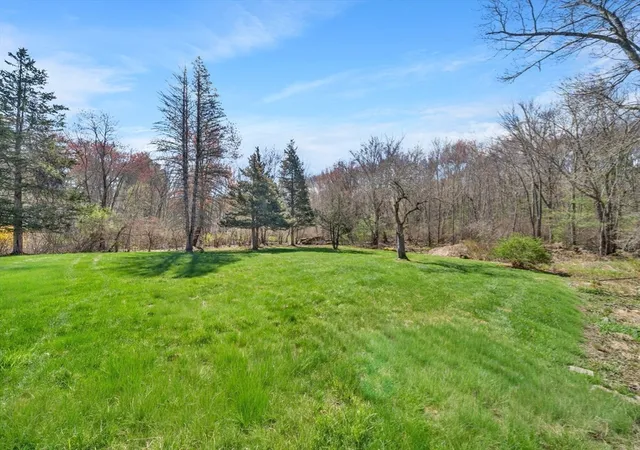 39th image of 14 October Ln, Weston, MA 02493 | MLS# 73513256