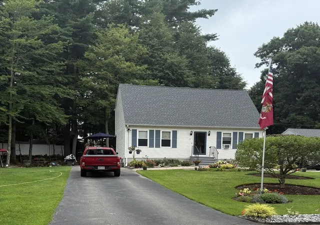 Photo 4 of Sale Pending at 7 Pilgrim Ct, Douglas, MA 01516 | MLS# 73569186 | Listing updated on 2026-09-11