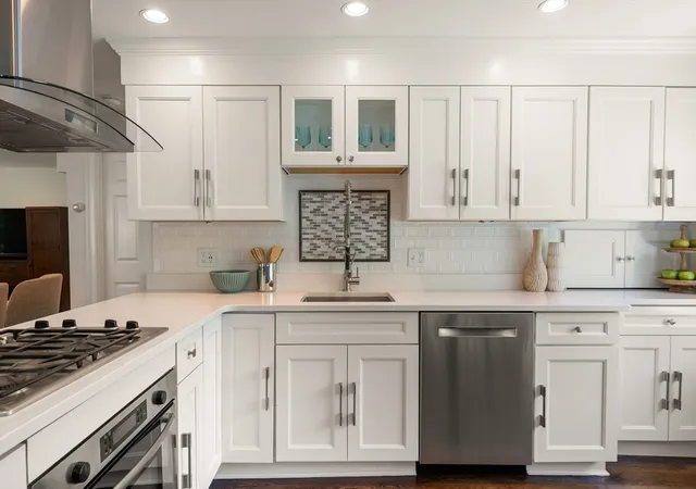 3rd image of 129 Dover Road, Westwood, MA 02090 | MLS# 73568049
