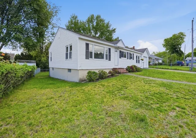 Homes for sale in Lawrence, MA | 18 Rockwood Lane, Lawrence, MA 01843 | MLS# 73528308