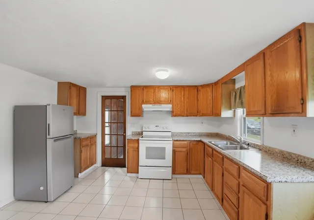 Homes for sale in Lawrence, MA | 18 Rockwood Lane, Lawrence, MA 01843 | MLS# 73528308