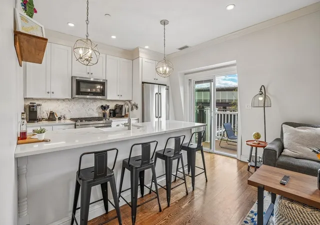 Homes for sale in Boston, MA | 31 Brighton St #3, Boston, MA 02129 | MLS# 73514826