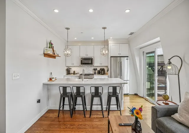 Homes for sale in Boston, MA | 31 Brighton St #3, Boston, MA 02129 | MLS# 73514826