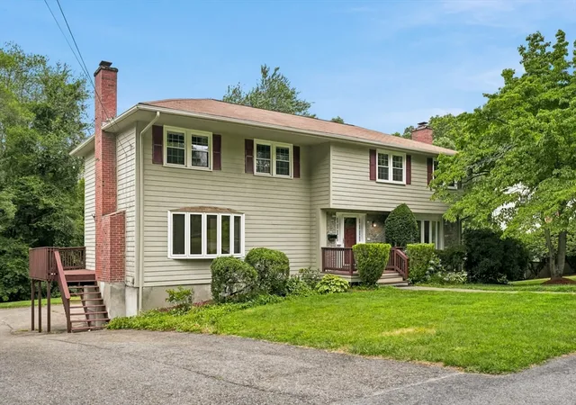 1st image of 52 Lanewood Ave, Framingham, MA 01701 | MLS# 73554103