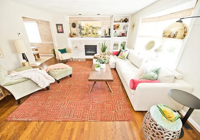 1st image of 16 Warren Ave, West Newton, MA 02465 | MLS# 73538359