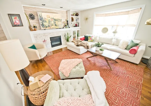 5th image of 16 Warren Ave, Newton, MA 01824