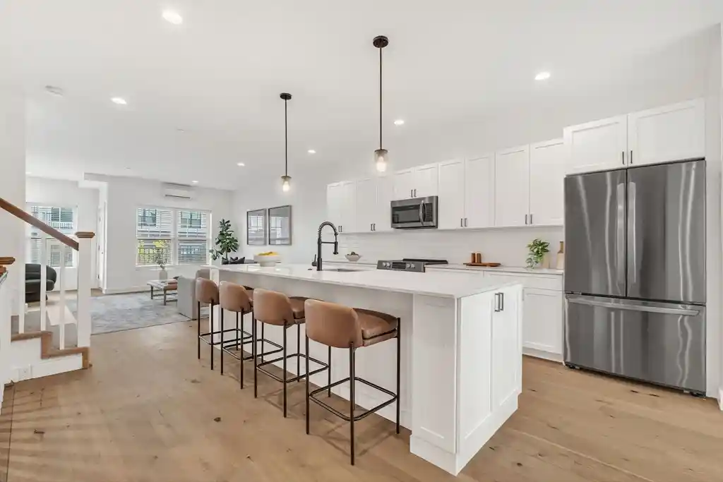 Listing Photo 2 - Condo for sale in 635 Main St located at 635 Main St, Wilmington, MA 01887 - Unit 635 Main St