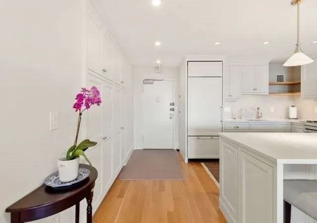 2nd image of 9 Hawthorne Pl #14H, Boston, MA 02114 | MLS# 73560204