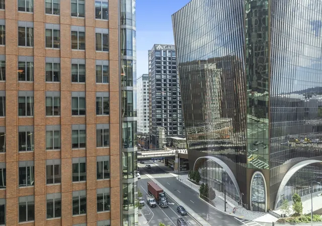 Photo 4 of Condo for sale at 135 Seaport Blvd #1016, Boston, MA 02210 | MLS# 73565415 | Listing updated on 2026-09-28