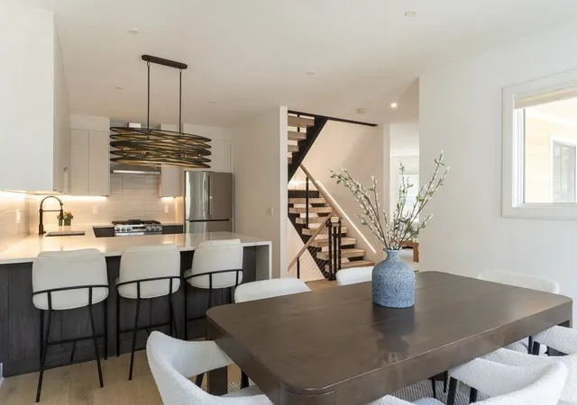 5th image of 177 Thorndike St, Brookline, MA 02446