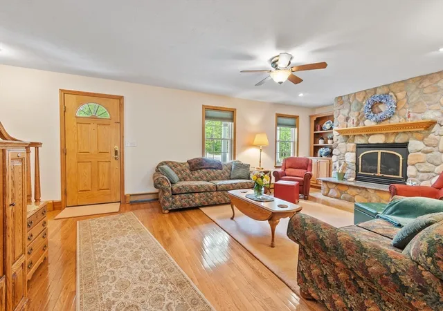 Homes for sale in Templeton, MA | 175 State Rd, Templeton, MA 01436 | MLS# 73524664