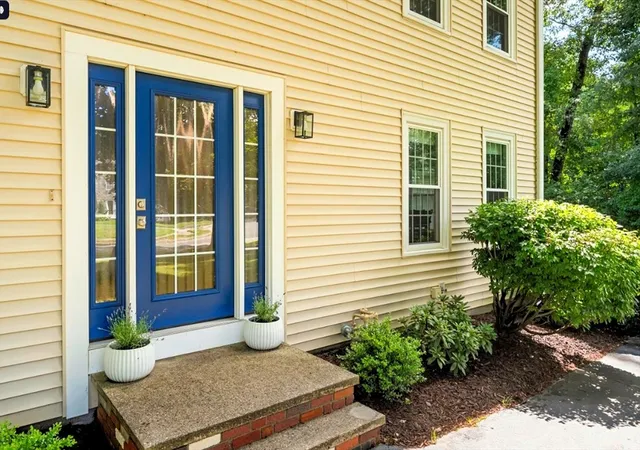 2nd image of 14 Dotty Ann Dr, Framingham, MA 01701 | MLS# 73562863