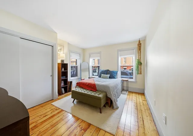 Homes for sale in Chelsea, MA | 30 Beacon St, Chelsea, MA 02150