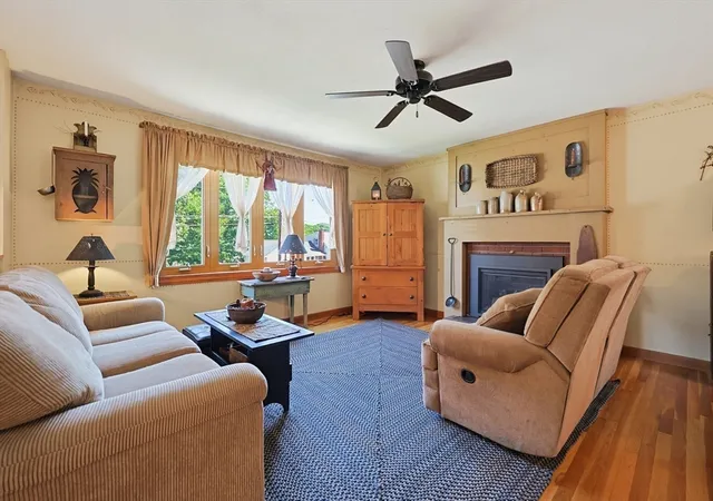 5th image of 3 Cornell Dr, Milford, MA 01757 | MLS# 73560164