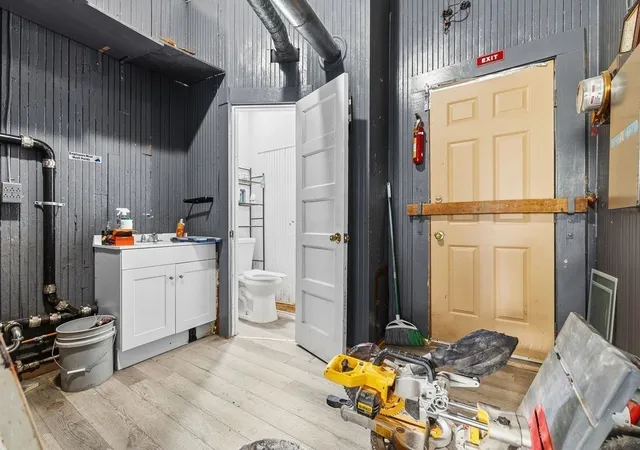 28th image of 734 738 Brock Ave, New Bedford, MA 02744 | MLS# 73550344