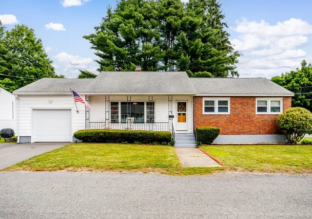 Homes for sale in Leominster, MA | 7 Knollwood Ln, Leominster, MA 01453 | MLS# 73544327