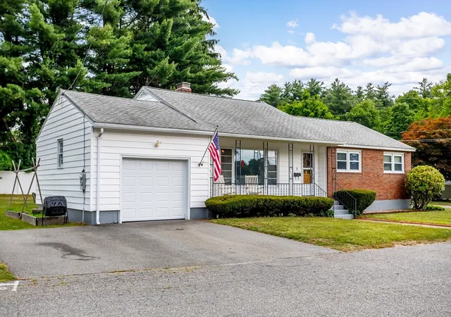 Homes for sale in Leominster, MA | 7 Knollwood Ln, Leominster, MA 01453 | MLS# 73544327