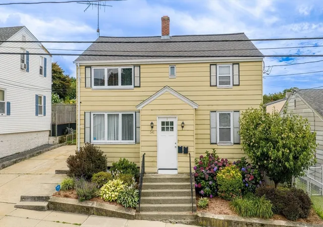 3rd image of 541 Woodman St, Fall River, MA 02724 | MLS# 73558734