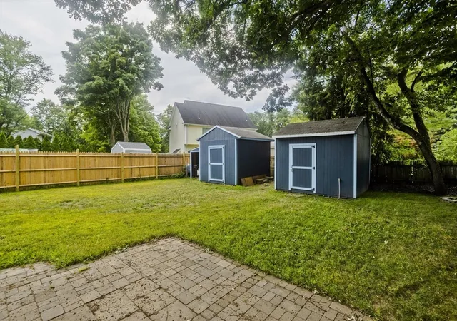 5th image of 70 Yeoman Avenue, Westfield, MA 01085 | MLS# 73556597