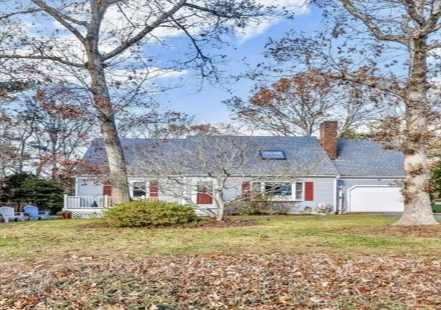 1st image of 6 Southfield Ln, Sandwich, MA 02563 | MLS# 73458160