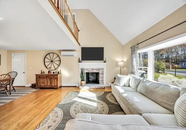 4th image of 6 Southfield Ln, Sandwich, MA 02563 | MLS# 73458160