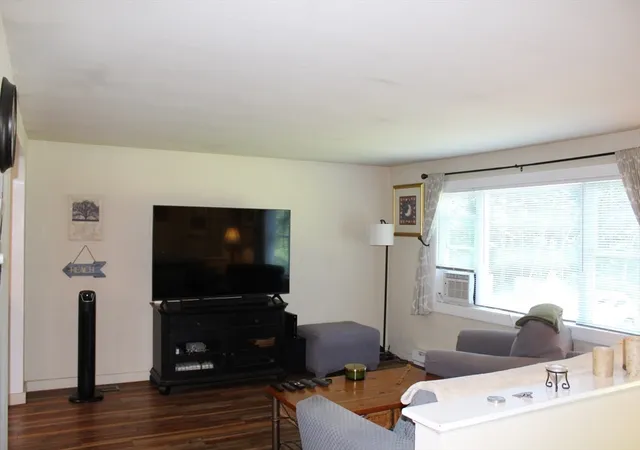 4th image of 4 Howard George Ct, Salisbury, MA 01952 | MLS# 73566524