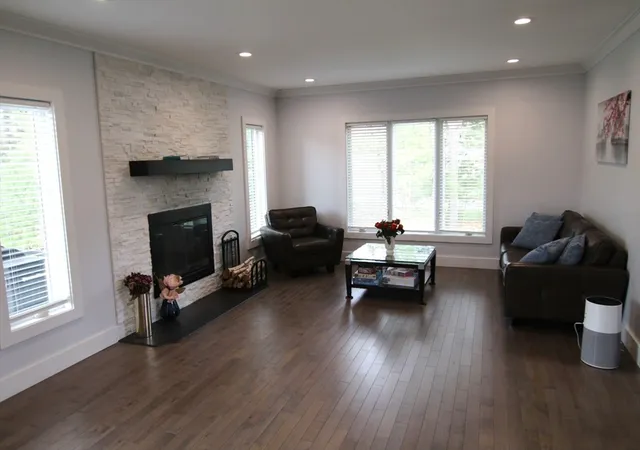 3rd image of 27 Breighly Way, Westfield, MA 01085 | MLS# 73505295