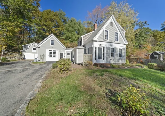 Photo 1 of Single family home for sale at 26 Church St, Norwell, MA 02061 | MLS# 73561080 | Listing updated on 2026-08-12