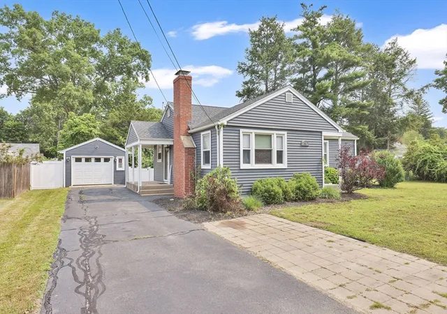 1st image of 50 Hazen St, Springfield, MA 01119 | MLS# 73548512