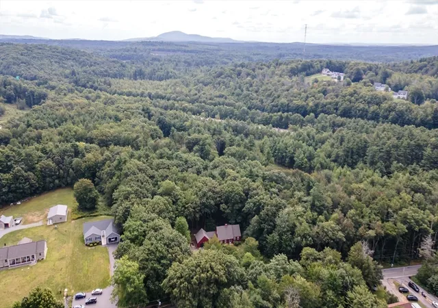42nd image of 123 Saunders Street, Gardner, MA 01440 | MLS# 73567810