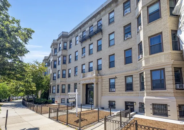 1st image of 69 Park Dr #3, Boston, MA 02215 | MLS# 73554626